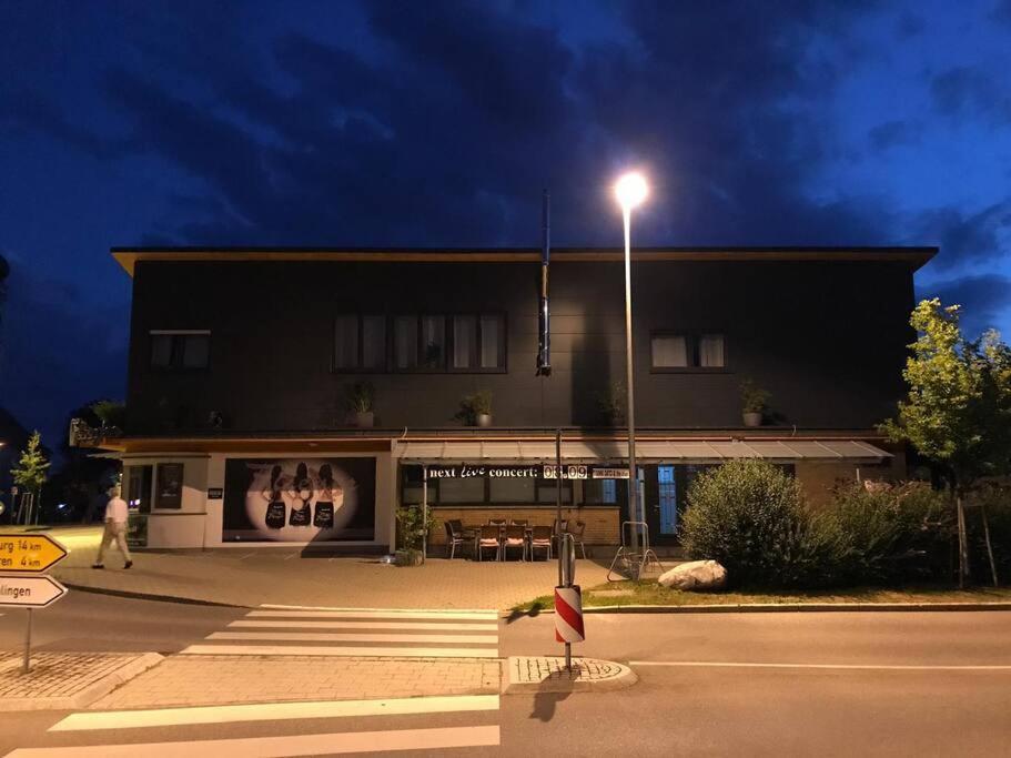 Kleine Wohnung Im - Konzept Flieger - 2 Stockwerke Tettnang Dış mekan fotoğraf